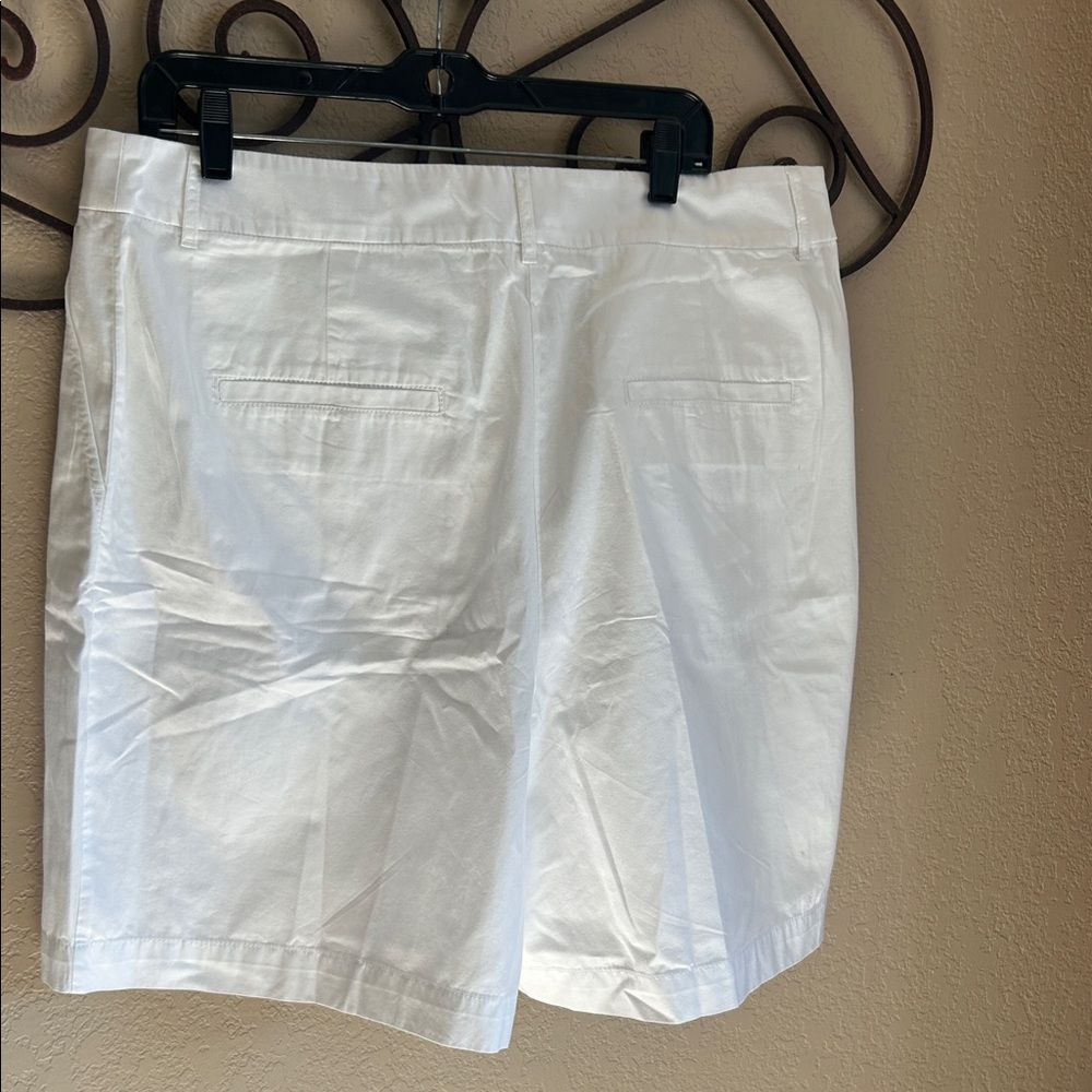 LOFT White Loft Women's Shorts - Picture 2 of 4